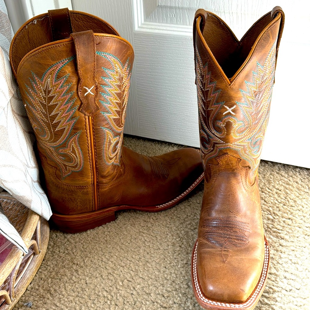 Twisted X cowboy boots.